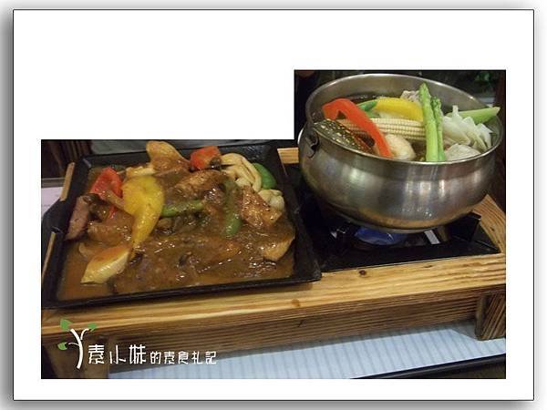 雙燒鐵板汼柳 亞曼尼蔬食咖啡館 台中豐原素食蔬食食記拷貝