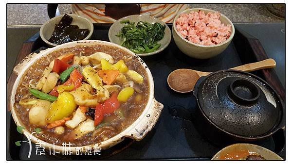 陶板什錦 德慧素食生活館 台中市清水區素食蔬食.jpg