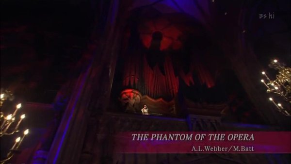 管風琴03-13 Sarah Brightman   THE PHANTOM OF THE OPERA at 1280x720 HD fmt=22[22-17-19].JPG