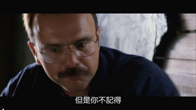 [感想] 電影-記憶拼圖 Memento (2000) 整理順序劇情＆爭議討論-207.jpg