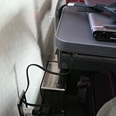 034,這台列車太厲害了,竟然還可以免錢使用插座