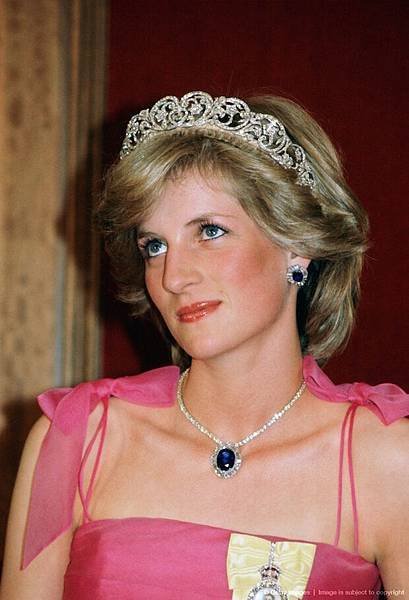 1-princess-diana-spencer-tiara-preen