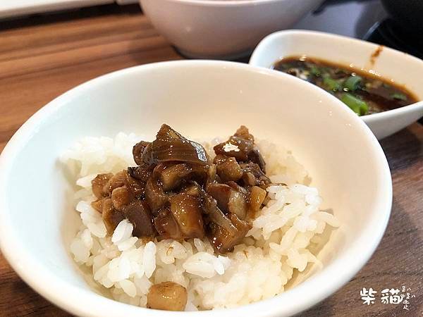 【台北】滿堂紅頂級麻辣鴛鴦鍋｜第一家連鎖麻辣鍋，持續飄香17
