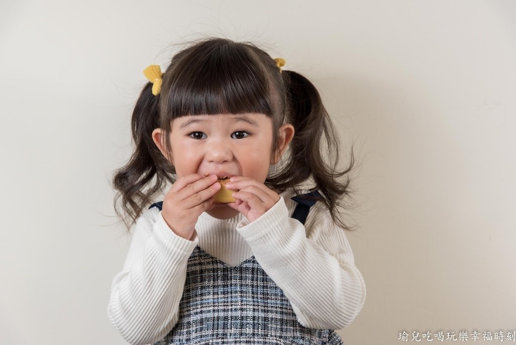 【食記❤宅配】王媽媽法式溫馨酥-鳳梨酥、鳳凰酥、土鳳梨酥、抹