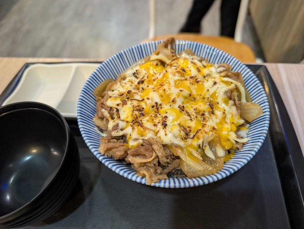 台南 中西區 丼飯＠「極屋牛丼」（忠義店）