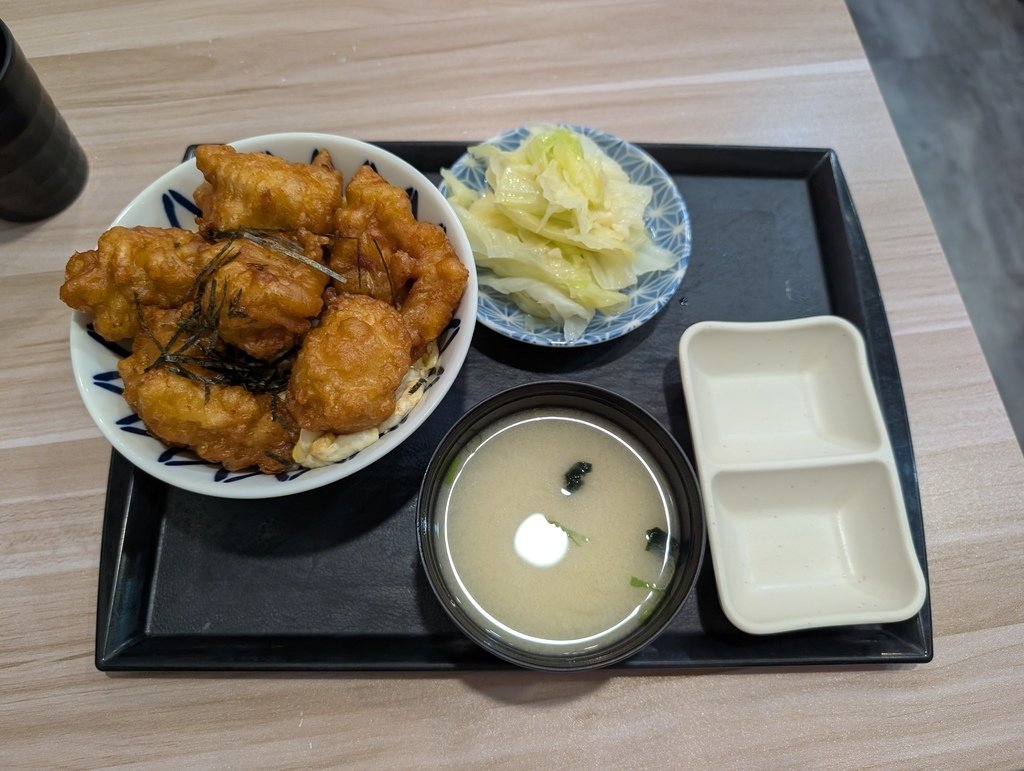 台南 中西區 丼飯＠「極屋牛丼」（忠義店）