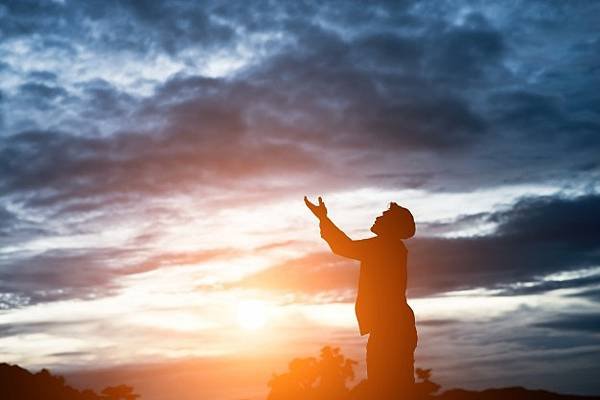 silhouette-handsome-asian-man-praying_1150-861.jpg