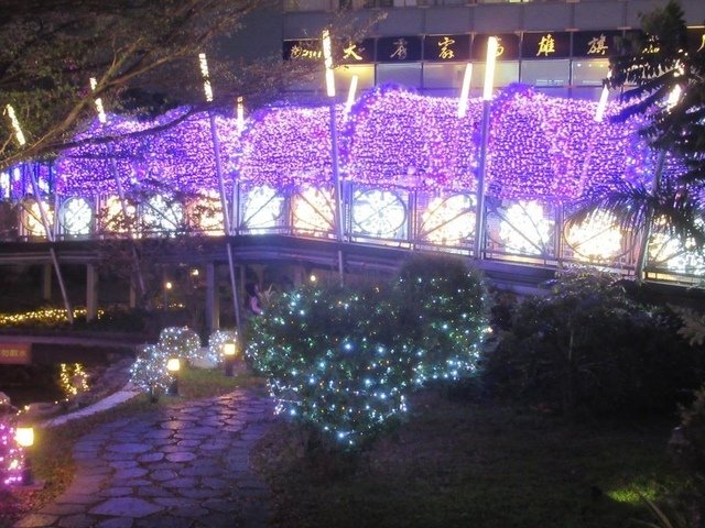 IMG_8725.JPG - 2022高雄夢時代和SKM Park Outlets 高雄草衙之聖誕裝飾行