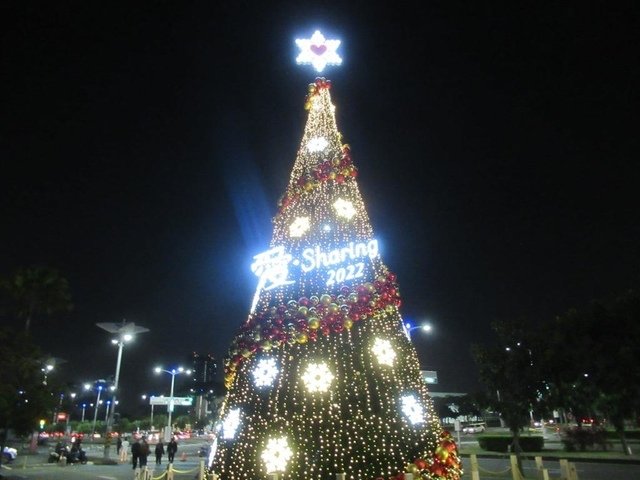 IMG_8761.JPG - 2022高雄夢時代和SKM Park Outlets 高雄草衙之聖誕裝飾行