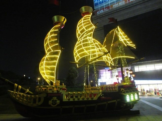 IMG_8764.JPG - 2022高雄夢時代和SKM Park Outlets 高雄草衙之聖誕裝飾行