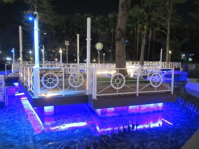 IMG_8767.JPG - 2022高雄夢時代和SKM Park Outlets 高雄草衙之聖誕裝飾行