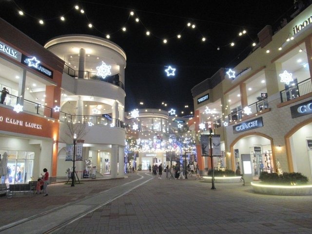 IMG_8777.JPG - 2022高雄夢時代和SKM Park Outlets 高雄草衙之聖誕裝飾行