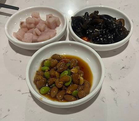 溜溜酸菜魚-小菜.jpg
