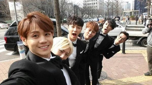 B2ST44