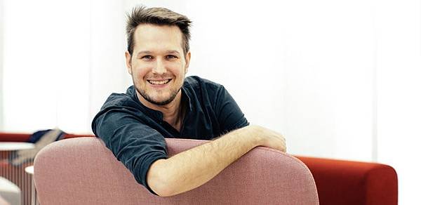 sebastian-hrkner.jpg