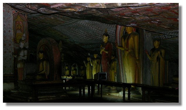 丹布拉石窟廟(Dambulla Cave Temples)