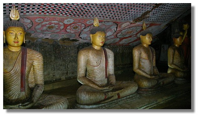 丹布拉石窟廟(Dambulla Cave Temples)