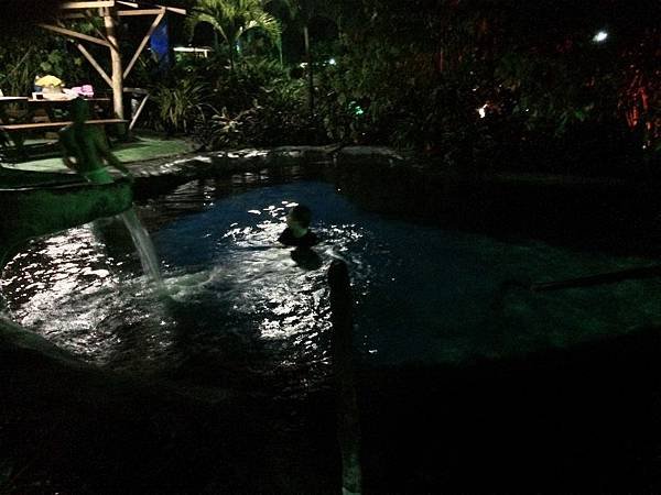 Los Laures Hot Springs (8)