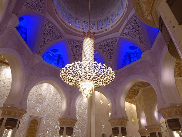 Sheikh Zayed Grand Mosque  (34).JPG