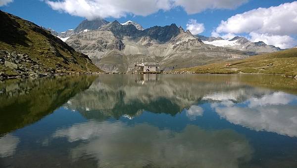 Matterhorn Glacier Trail-Schwarzsee