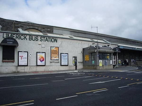 Limerick-train %26; bus stations