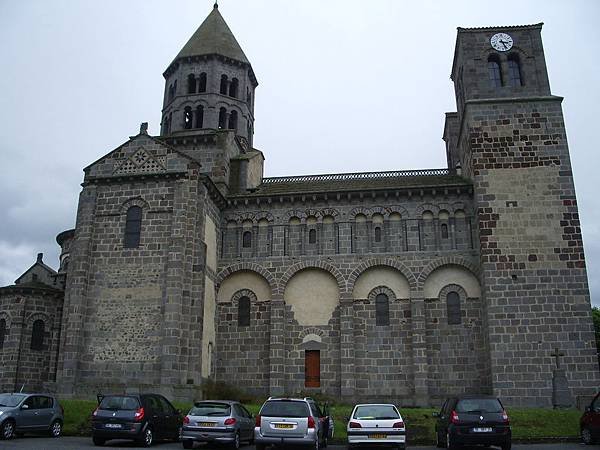 St Nectaire-Church