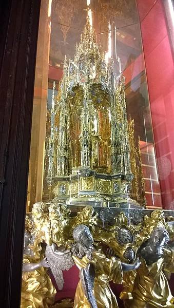 147 150519 Toledo-Catedral.jpg
