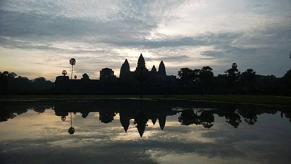 067 161015 Angkor Wat.jpg