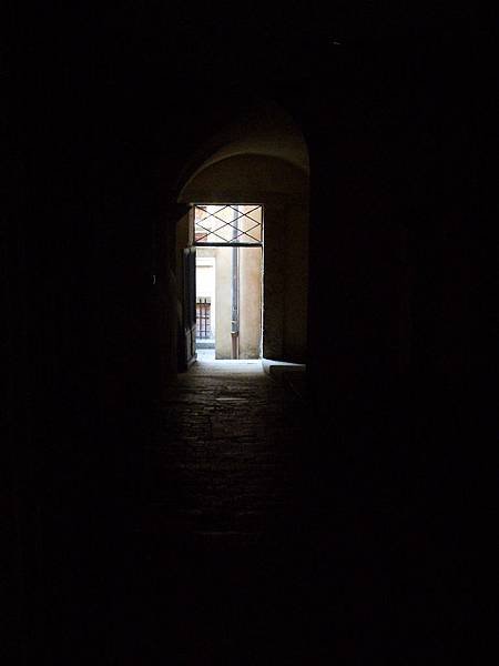 158 140922 Lyon-Vieux Ville-traboules(secret passage).JPG