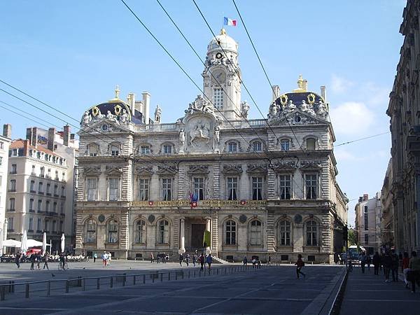 185 140922 Lyon-Hotel de Ville.JPG