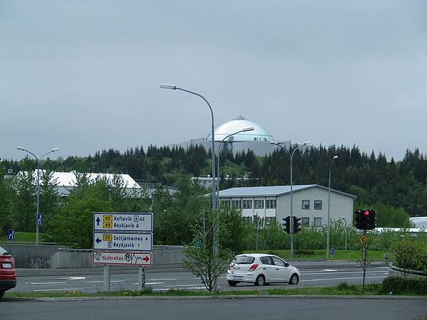 119 160605 Reykjavik-Perlan.JPG