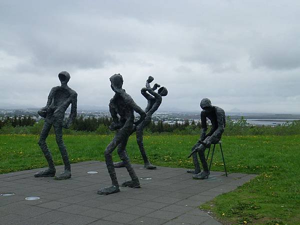 126 160605 Reykjavik-Perlan.JPG