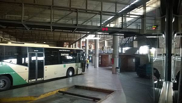 005 150515 Sevilla-Bus Station.jpg