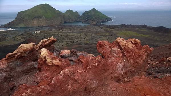 102 160613 Vestmannaeyjar-Eldfell.jpg