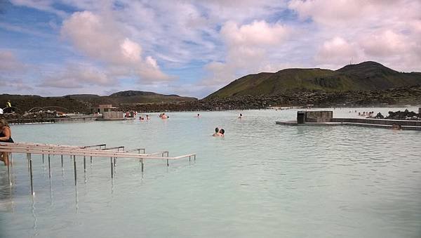 283 160617 Reykjanes-Blue Lagoon.jpg