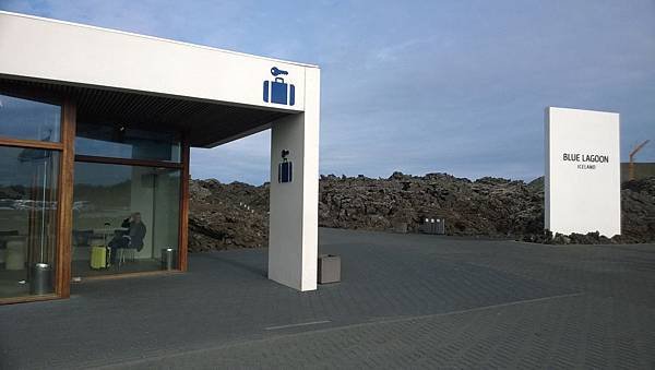 290 160617 Reykjanes-Blue Lagoon.jpg