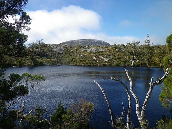 075 180403 Cradle Mountain NP-Wombat Pool.JPG