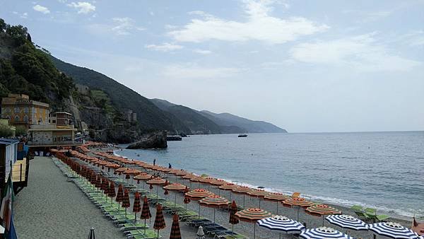 011 190610 Cinque Terre-Monterosso.jpg