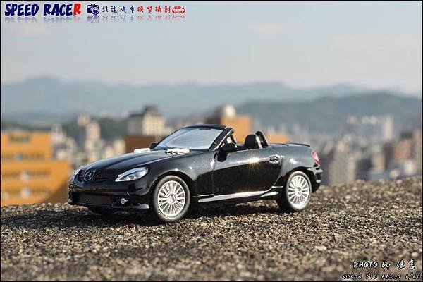 Benz SLK55 AMG by Kyosho 013.JPG