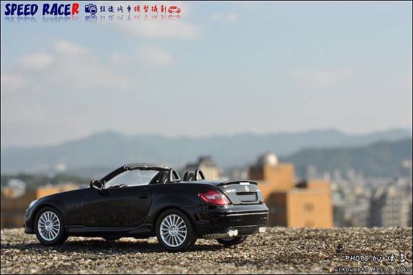 Benz SLK55 AMG by Kyosho 018.JPG