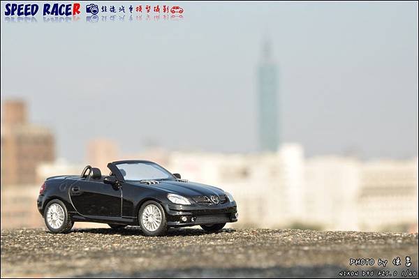 Benz SLK55 AMG by Kyosho 021.JPG