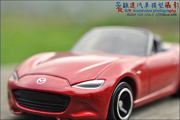 Mazda Roadster (MX-5) by Tomica 004.JPG