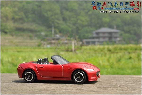 Mazda Roadster (MX-5) by Tomica 013.JPG