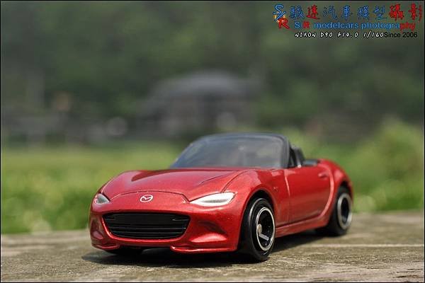 Mazda Roadster (MX-5) by Tomica 030.JPG