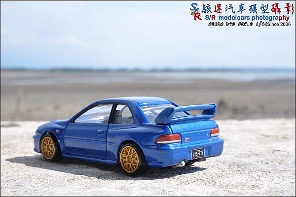 SUBARU IMPREZA 22B by Tomica Premium 002.JPG