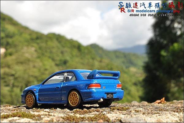 SUBARU IMPREZA 22B by Tomica Premium 035.JPG