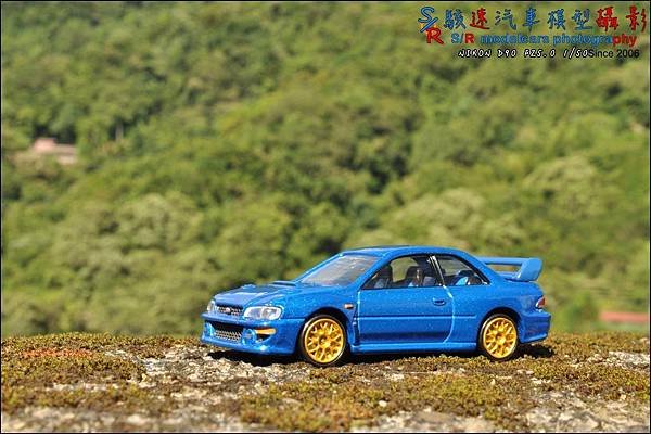 SUBARU IMPREZA 22B by Tomica Premium 033.JPG