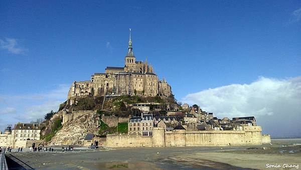 《金字塔山形的完美奇蹟﹣聖米歇爾山！法國．Mont ST Michel》02