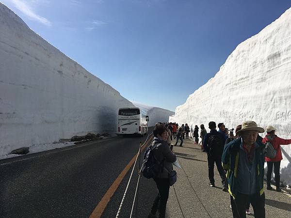 黑部立山之雪牆