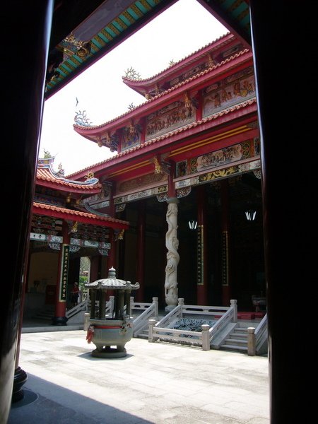 廟宇，我們是進香團吧！